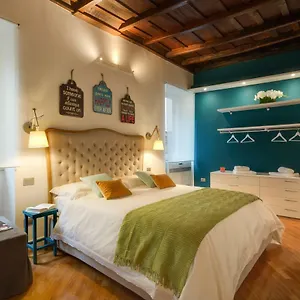 https://romenjoy-colosseo.it-romehotels.com