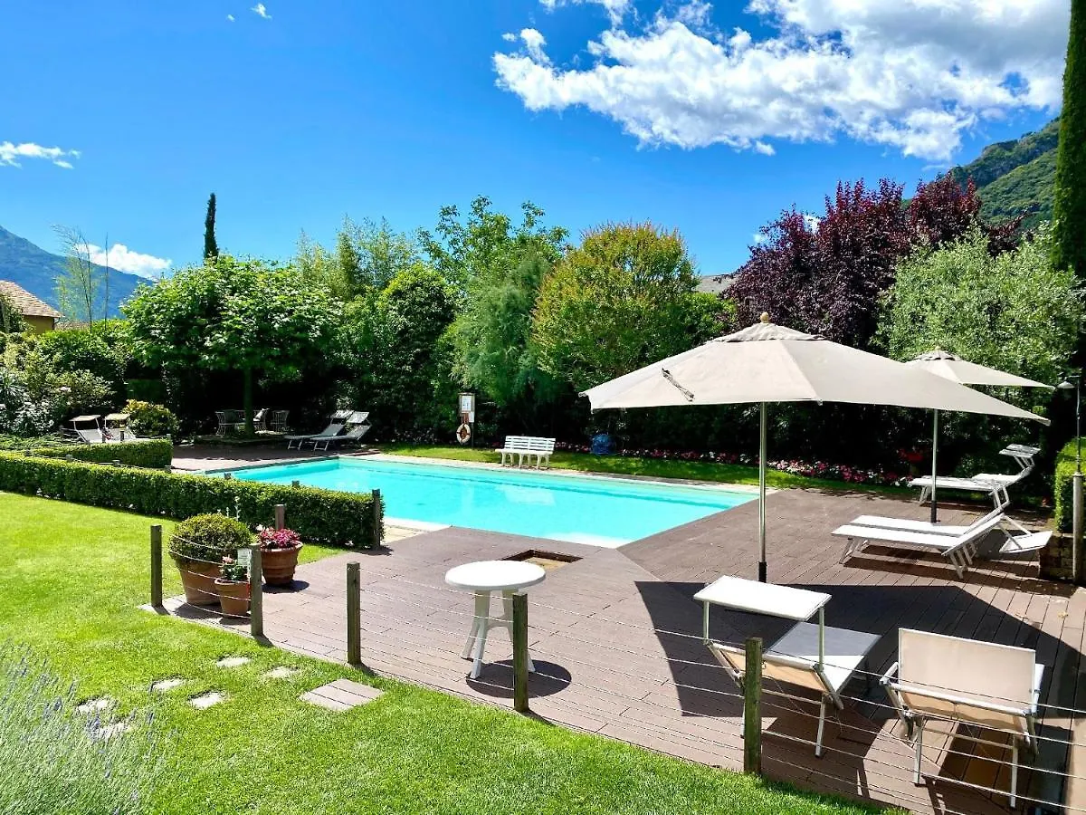 IRIS 1 lago di Como Dongo Apartamento