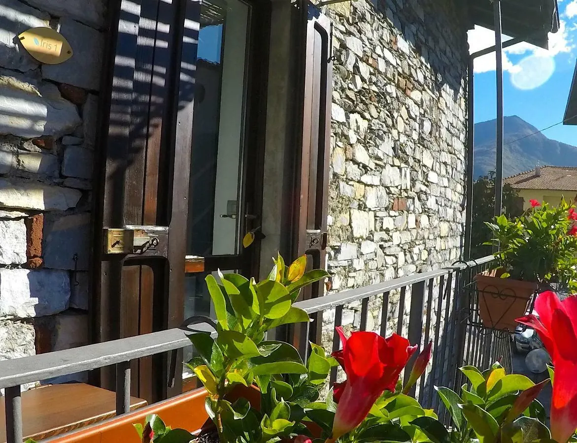 IRIS 1 lago di Como Dongo Apartamento